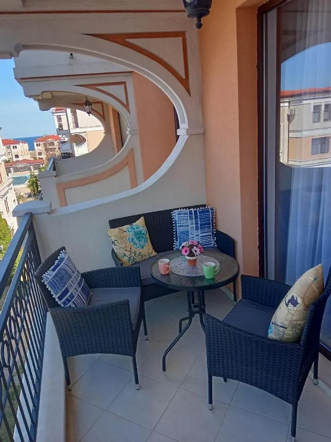 סוזופול Green Life Beach Resort Paradise Apartment 0*,